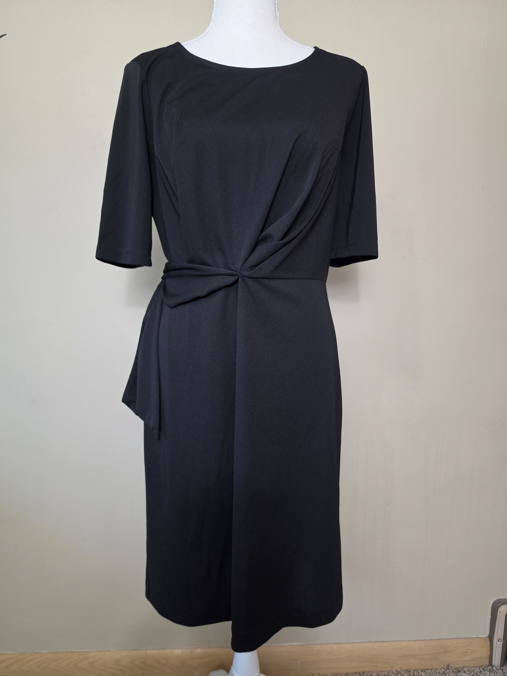 Ann Taylor Black Twist Front Sheath Dress | Medium | Classic Career Midi